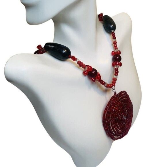 Vintage Hippie Bohemian Red Beaded Pendant Statement Necklace 24”Wood Artesian - Picture 5 of 16